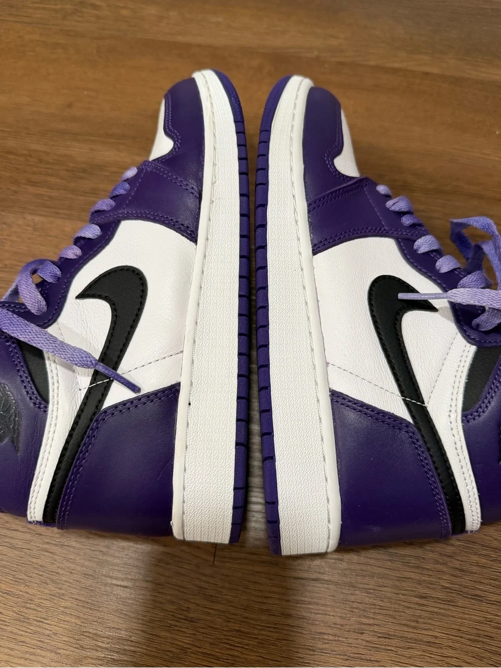 Jordan 1 retro Court Purple